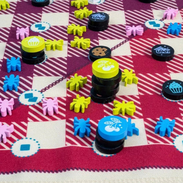 Gingham Board Game - Made In Camelot